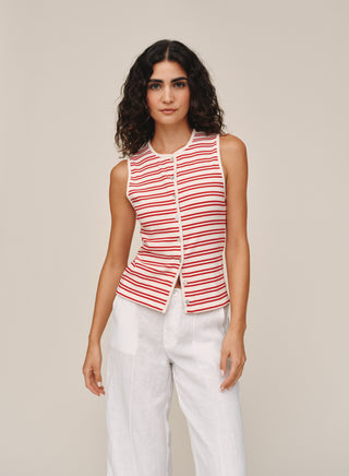 B20079-L09-304 - SLEEVELESS FITTED BUTTON DOWN TOP