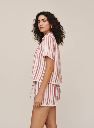 B20058-L13-304 - SHORT SLEEVE FRAY HEM SHIRT
