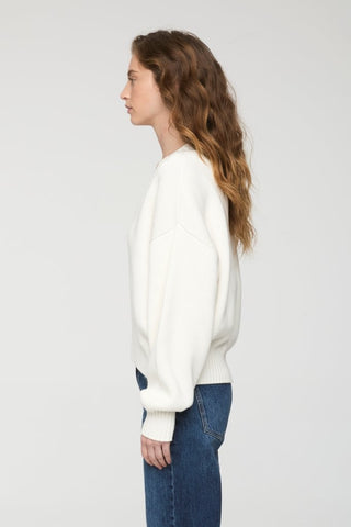 NIKA HEAVYWEIGHT V NECK SWEATER