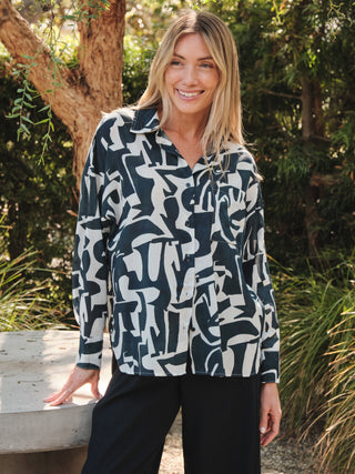 SP26-701-4785 - ART GEO BUTTON  UP OVERSIZED SHIRT