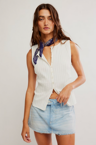 TILLY VEST