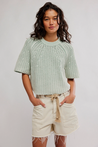AMY SWEATER TEE