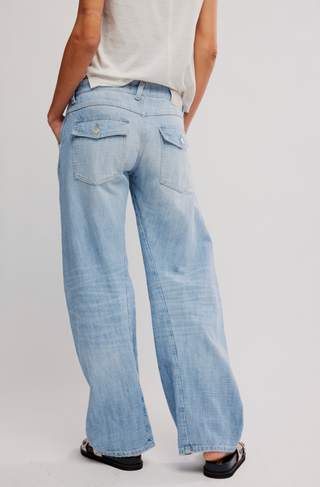 HIGHLAND LOW RISE BOWED JEAN