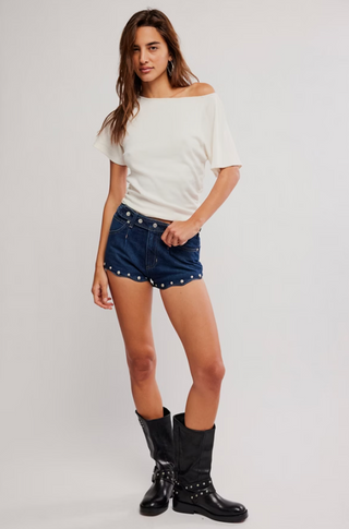 LATE NIGHT SET STUD SHORT