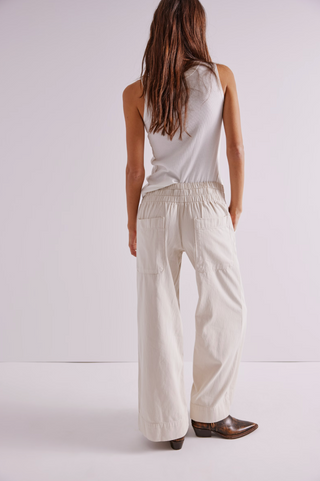 BREEZY DENIM PULL ON