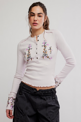 FLEUR EMBROIDERED CUFF