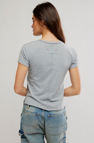 NOVA TEE GRAPHIC