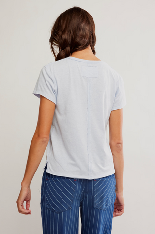 NOVA TEE
